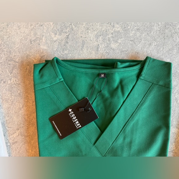 Mens Green Code NXT Scrub Set New with Tags Medium - Picture 2 of 2